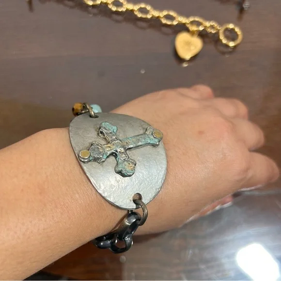 JUICY COUTURE, LUCKY BRAND & a Boutique bracelet. Lot of 3 all in good condition - Picture 2 of 16